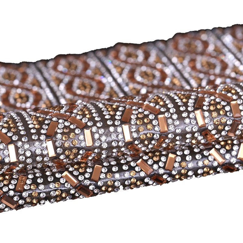 玻璃白加水晶黄 工艺品服装 胶网烫钻产品图