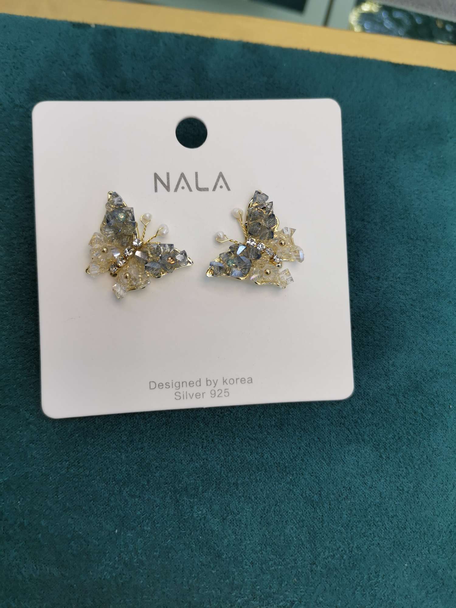 Korean fashion atmospheric ear studs thumbnail