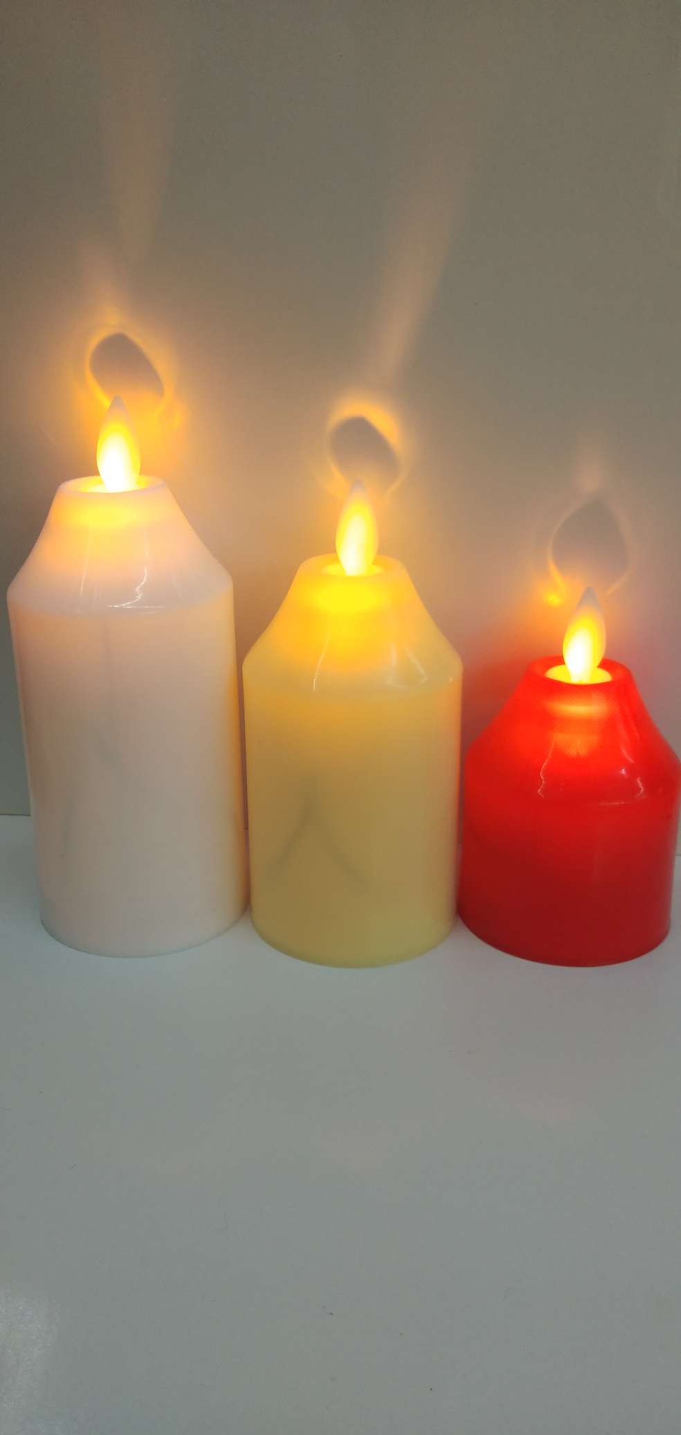 6.3*10Cm   塑料摇摆 圣诞节蜡烛灯  宗教蜡烛灯  墓地蜡烛灯产品图