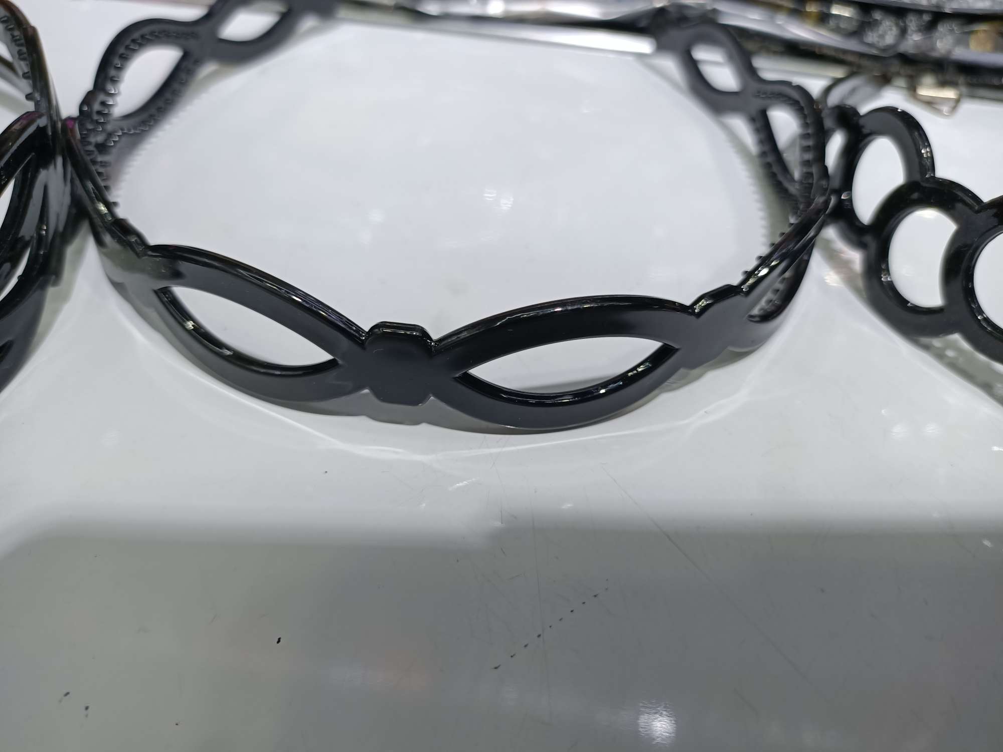 Big figure 8 black