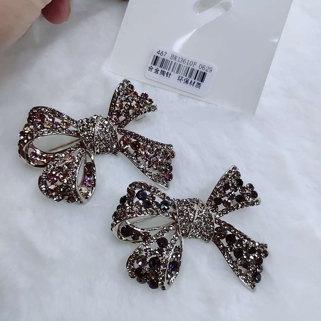 Fashionable coffee gold bow tie brooch thumbnail