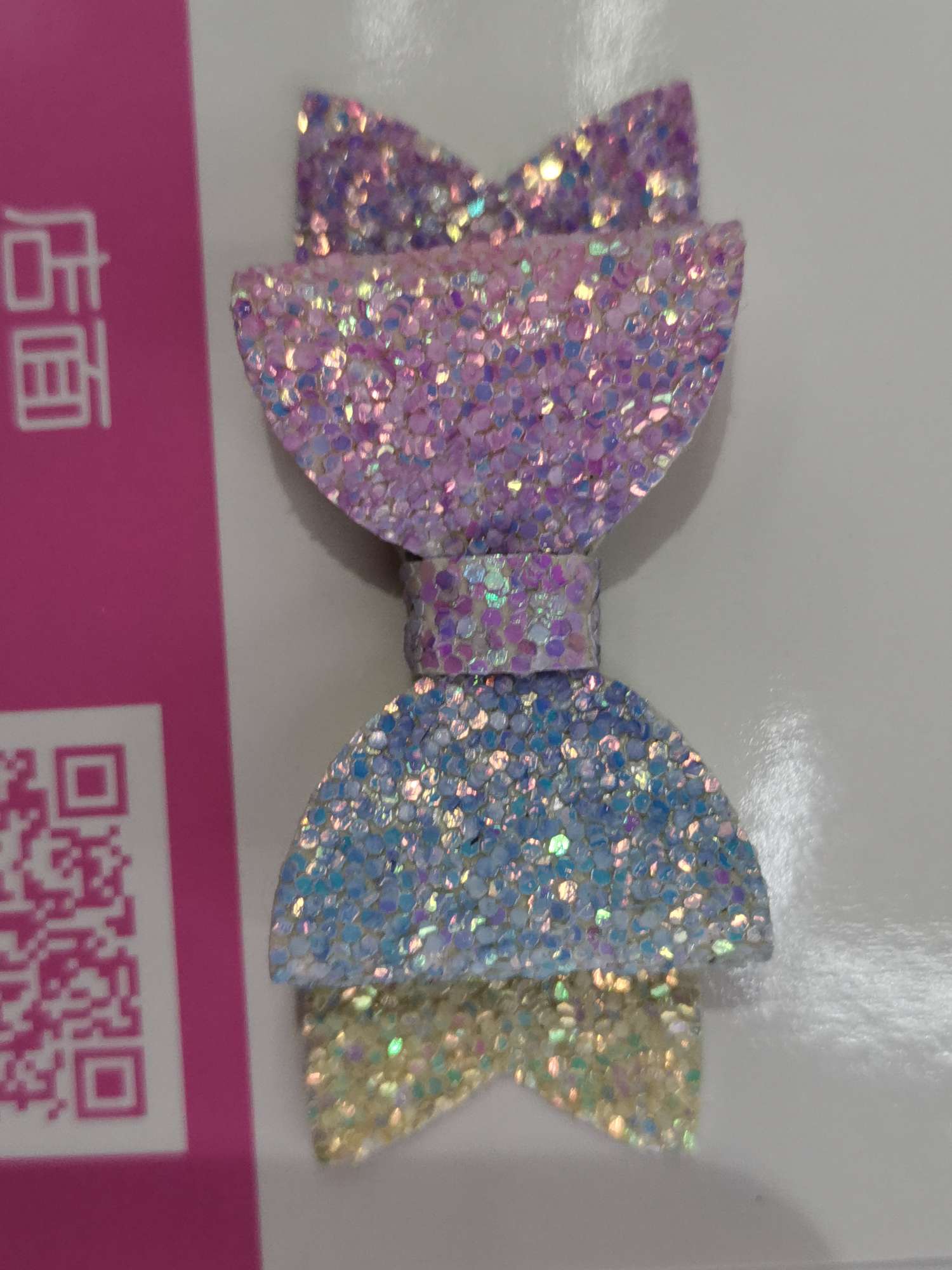 Double-layered small bow tie with ceramic pieces Application Scenario