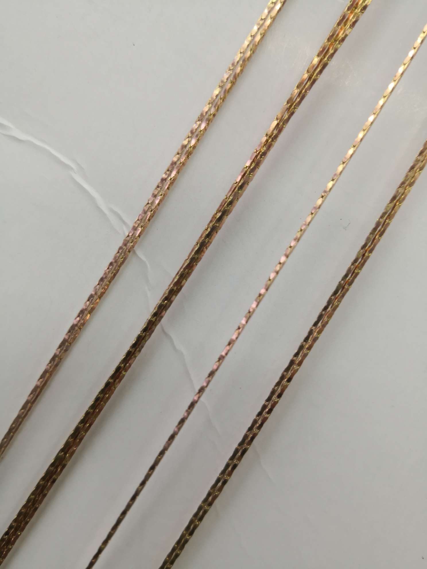 235PNDC 0.7 gold wire chain barrel chain jewelry necklace with chain, factory direct sales Application Scenario