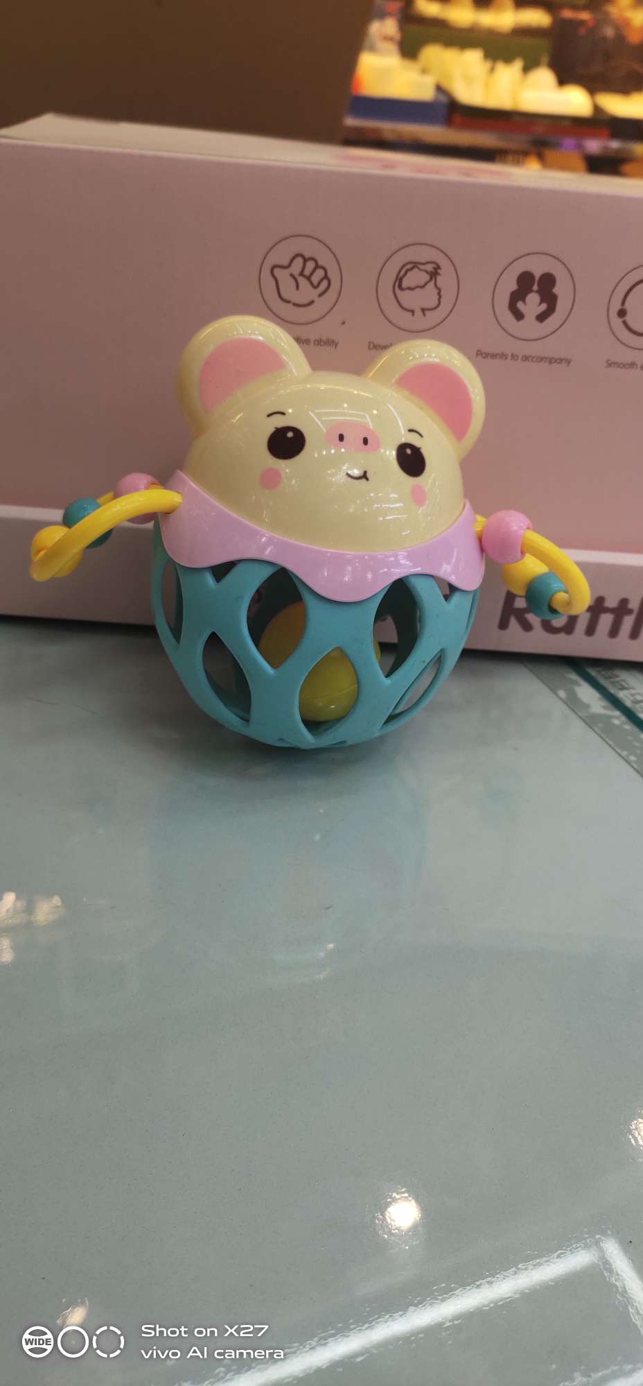 Toy shake ling