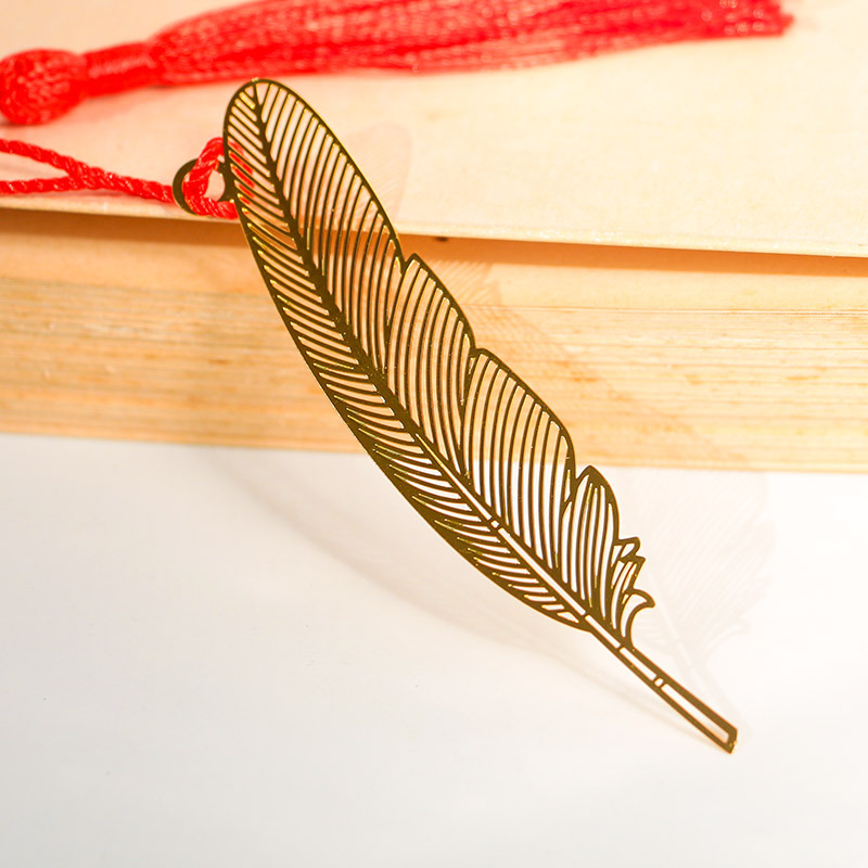 Customized high-quality bookmarks and tourist souvenirs Specification image