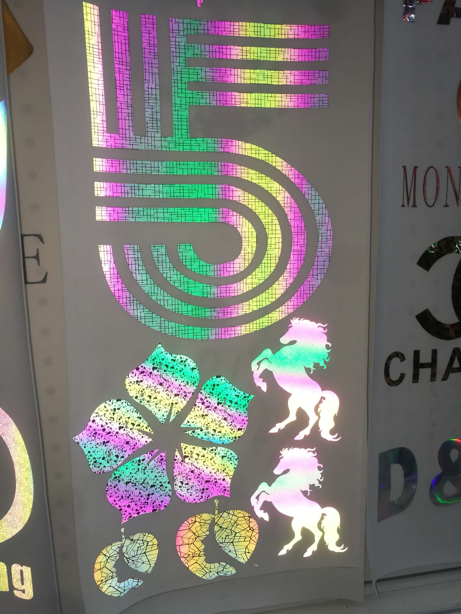 夜光刻字膜夜光刻字膜服装辅料热转印刻字膜烫图烫画白底实物图