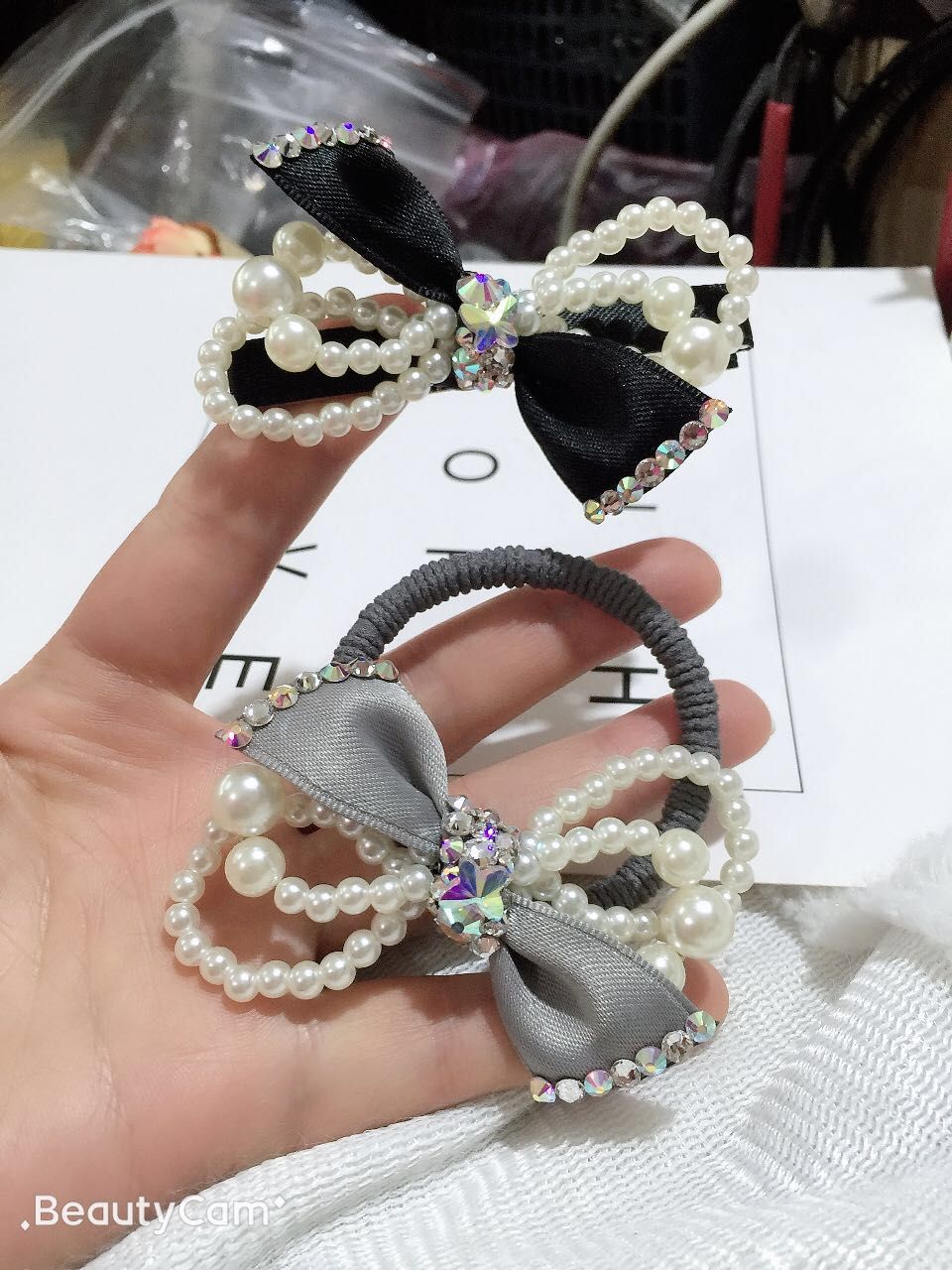 Butterfly Flower jewelry leather band pearl double figure-eight tie node Diamond leather band pearl double figure-eight tie result