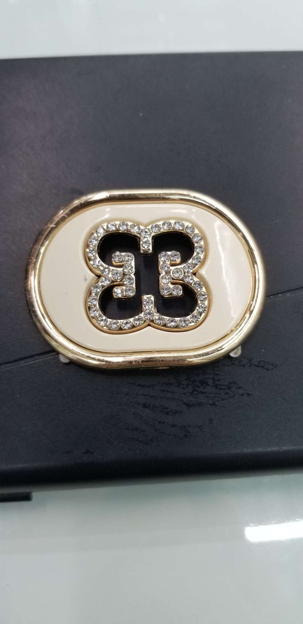 Double color shoe buckle with drill pin thumbnail
