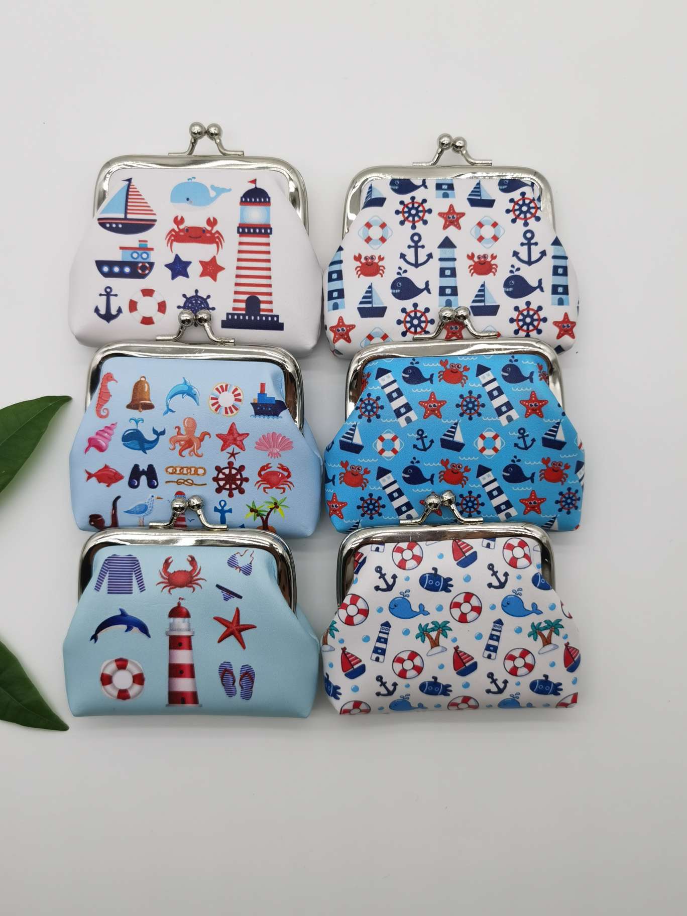 India Undersea World 3-inch bag thumbnail