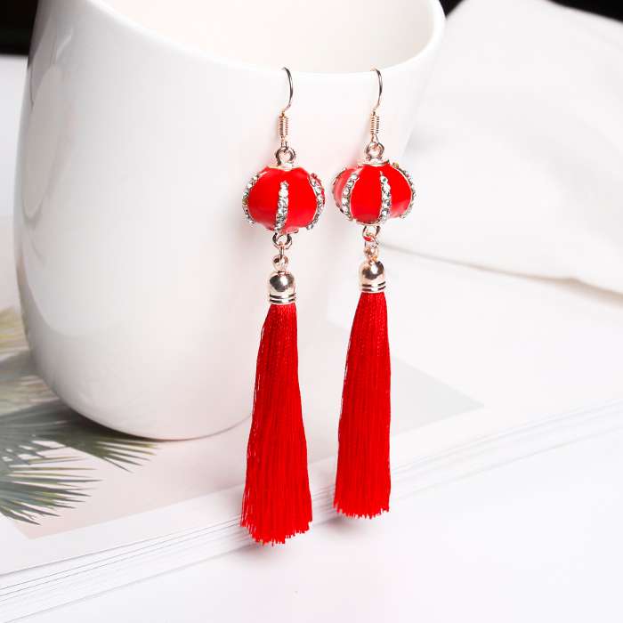 Chinese red tassel earrings thumbnail
