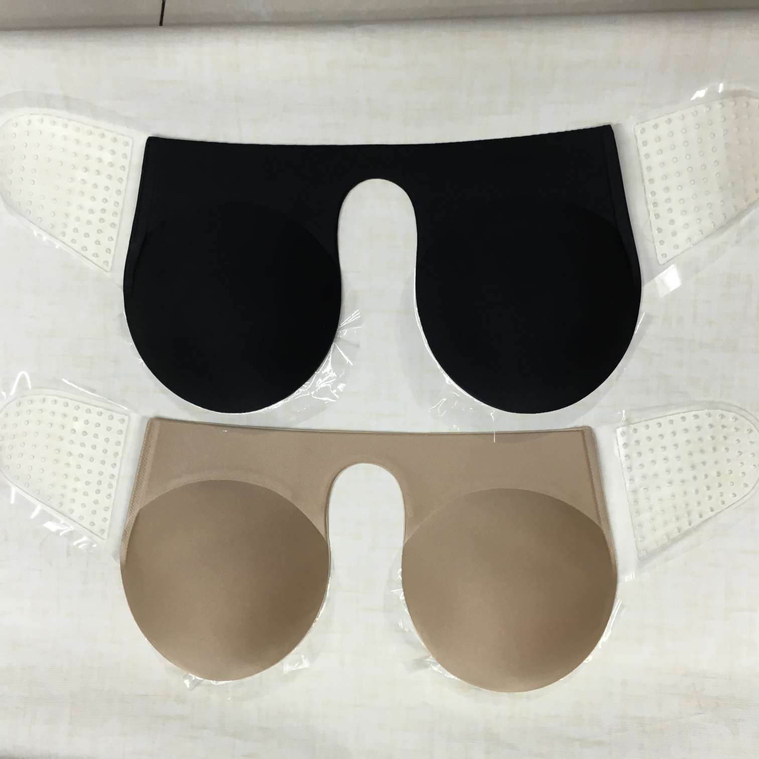 U-shaped wing stick type cloth bra invisible bra Black skin ABC size stick type bra bra underwear details Picture