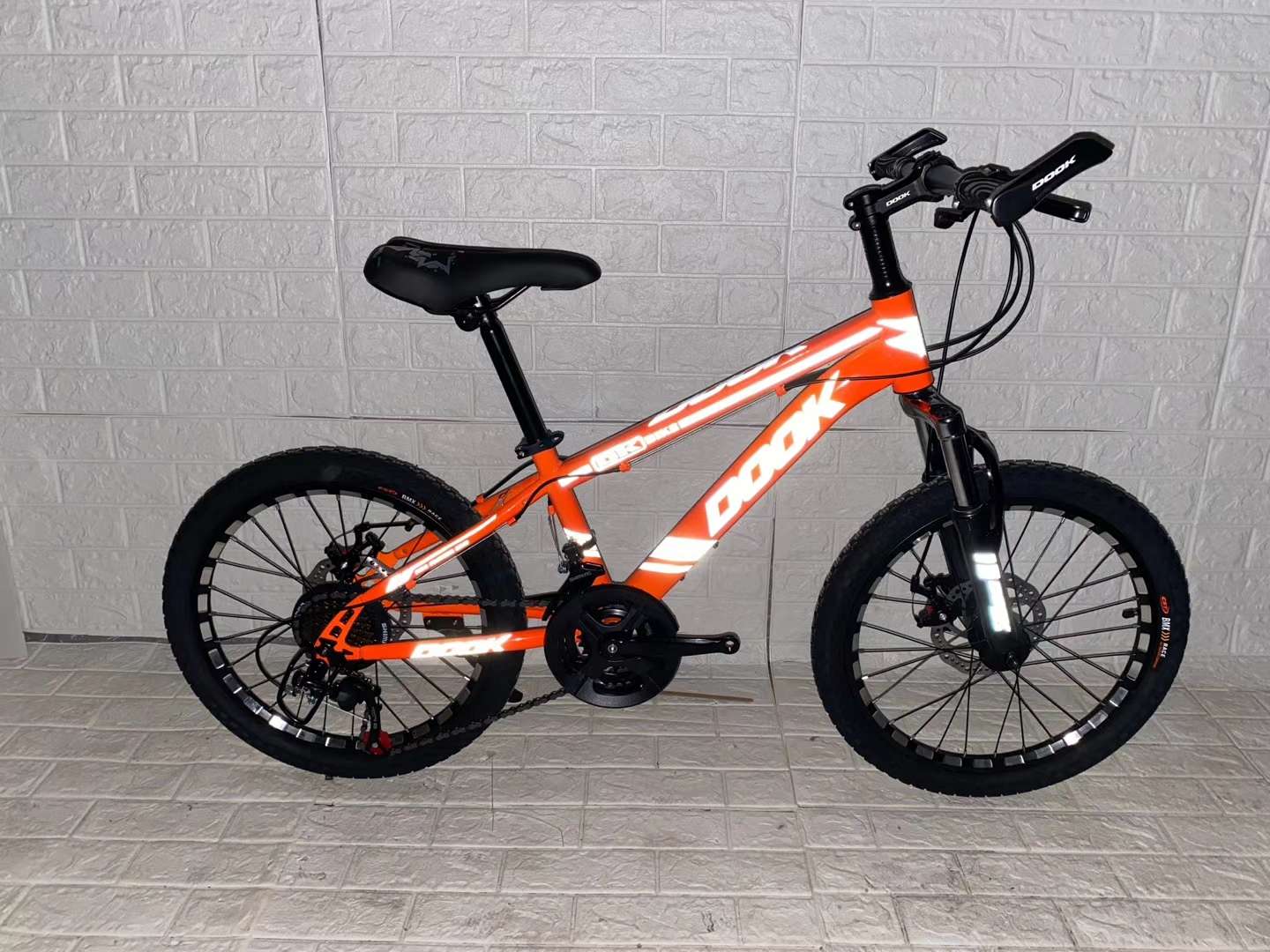 Mountain bike 20 "variable speed disc brake new luminous label bicycle
