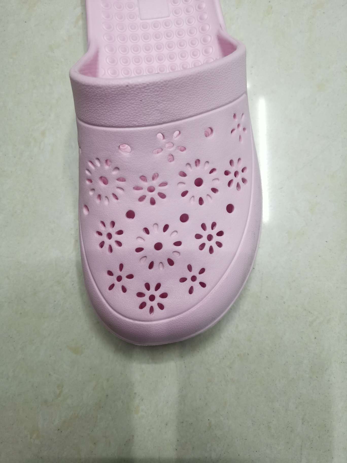 女士拖鞋产品图