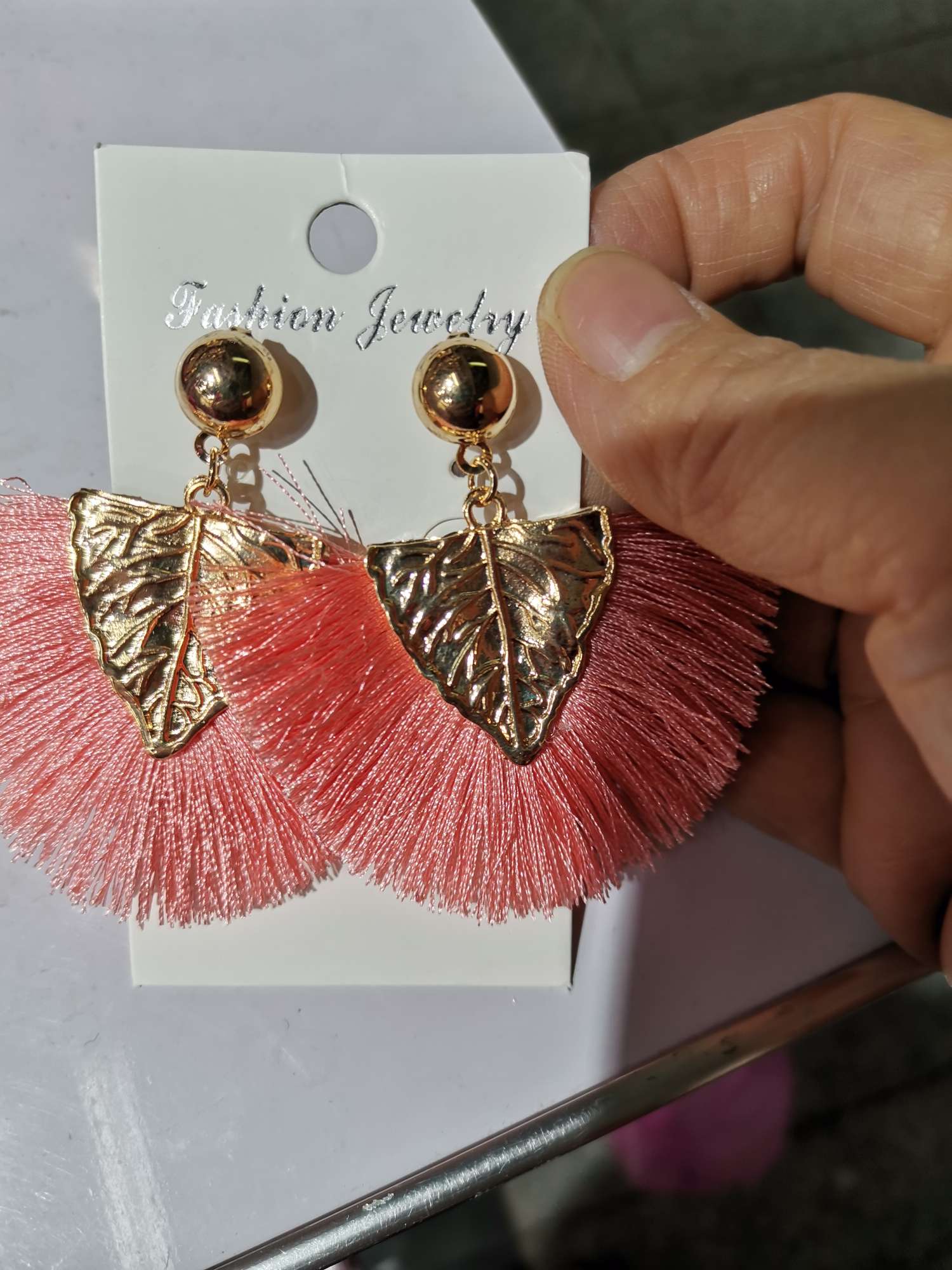 Fashionable, versatile, simple and stylish tassel earrings for ladies, 78 elegant and new