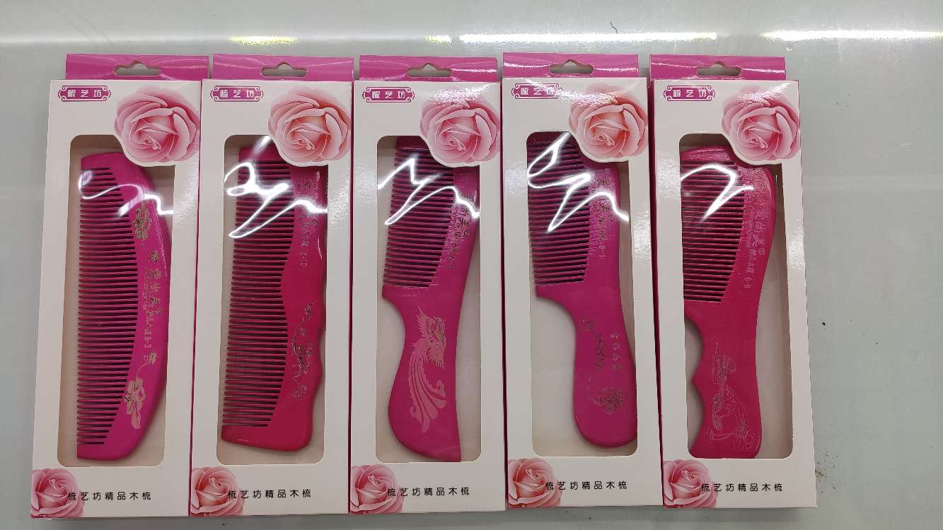Ai Shangmei Wood Comb Pink Wood Comb Ai Shangmei Pink Spray Paint Wood Comb