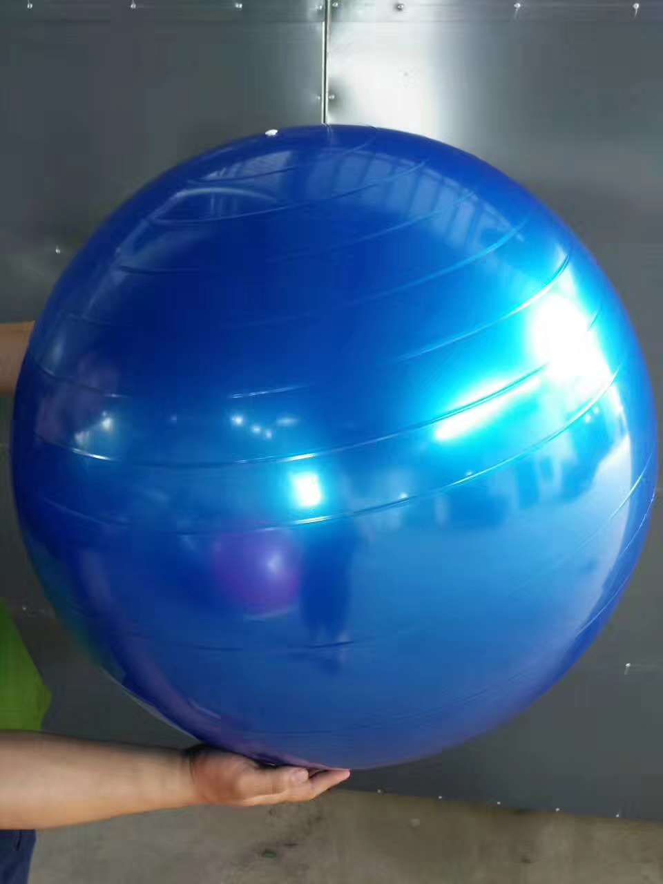 普拉提加厚健身球瑜伽球75厘米莹光瑜伽球详情图3