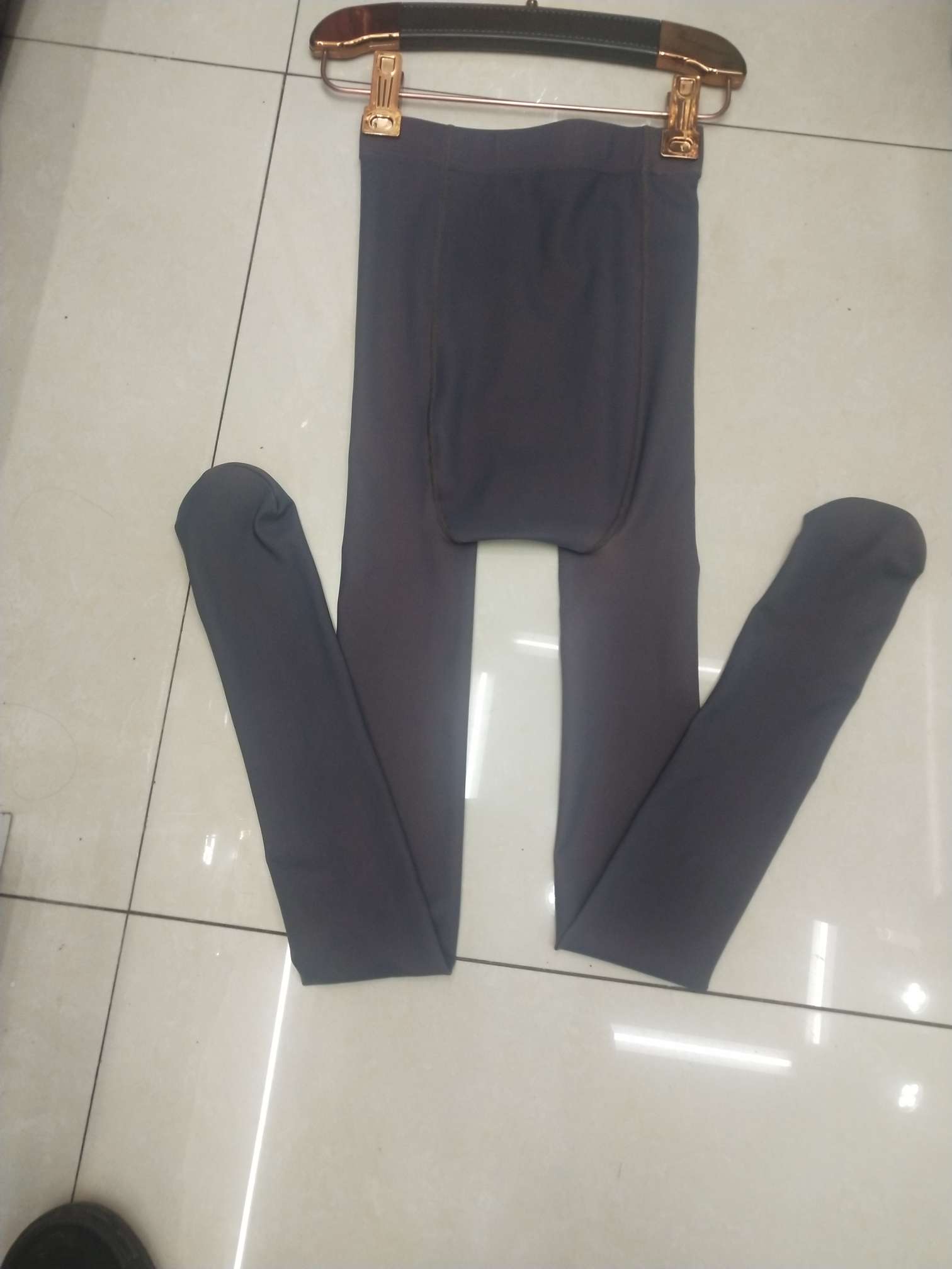 春秋款灰透肤产品图