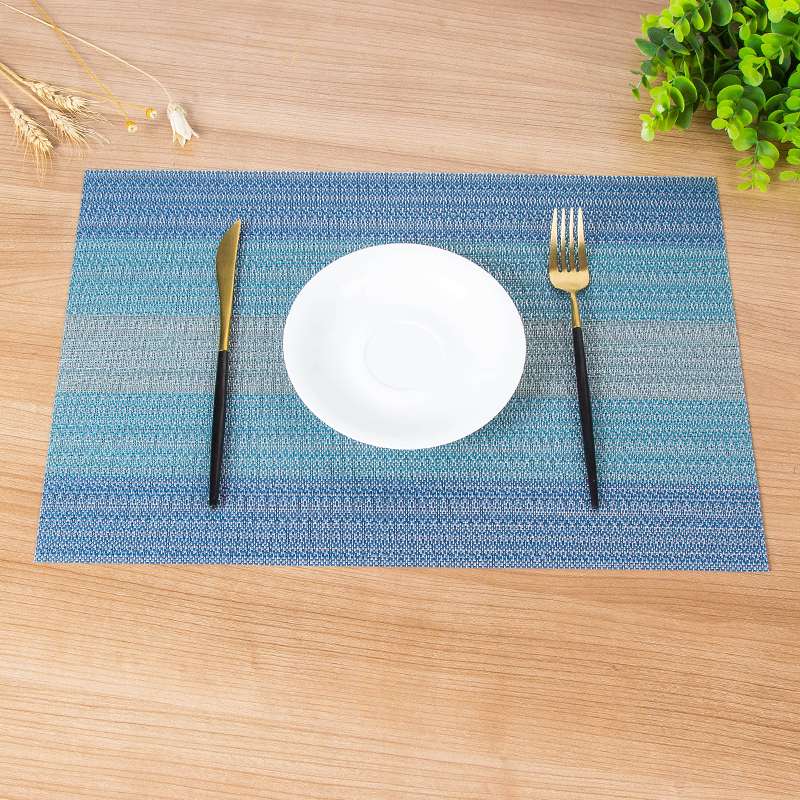 Venta directa de fábrica 30*45pvc almohadilla aislante lavable característica familiar occidental almohadilla de mesa de taza de cifrado de gradiente Application Scenario