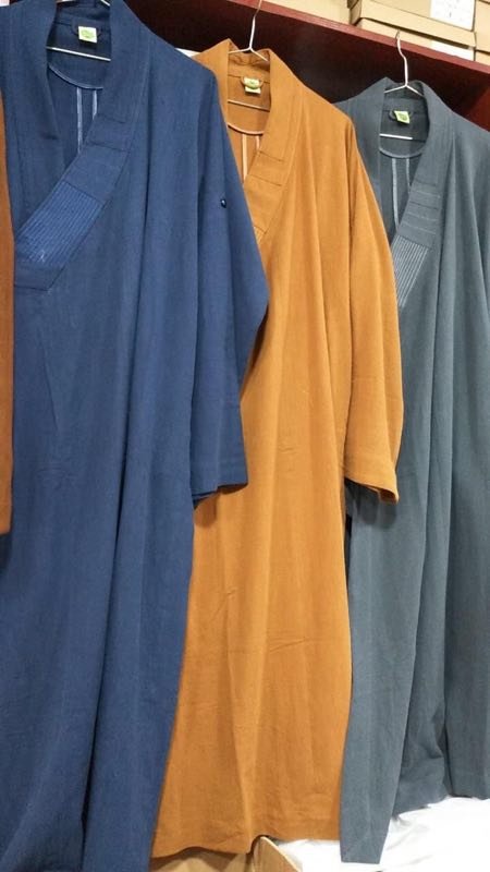 In spring, monks wear the long gown of master linen-cotton, the long gown of monk and the short gown of monk thumbnail