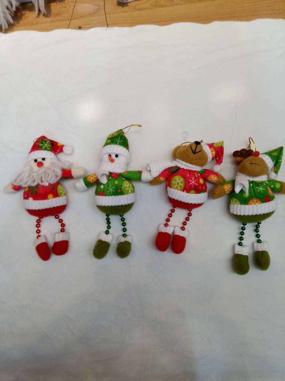 Small beaded feet for Christmas full figure