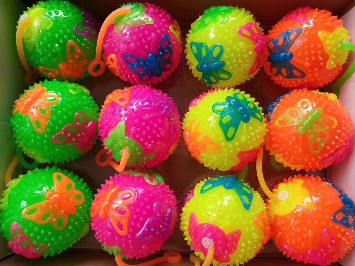 7.5蝴蝶闪光叫球