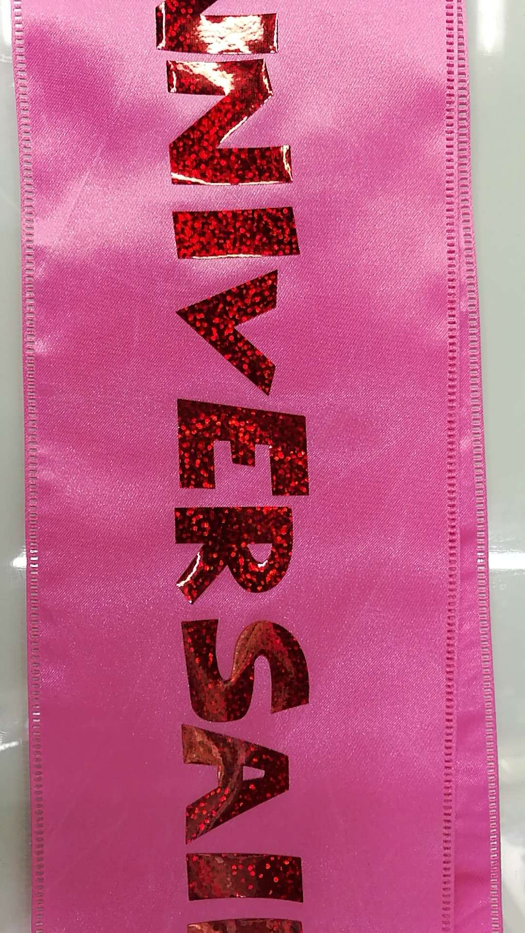 Specializing in the production of gold and silver embossed shoulder straps, etiquette straps, LOGO design, festival balls, parties, Bride parties, bachelor parties, makeup balls, and Bride undefined