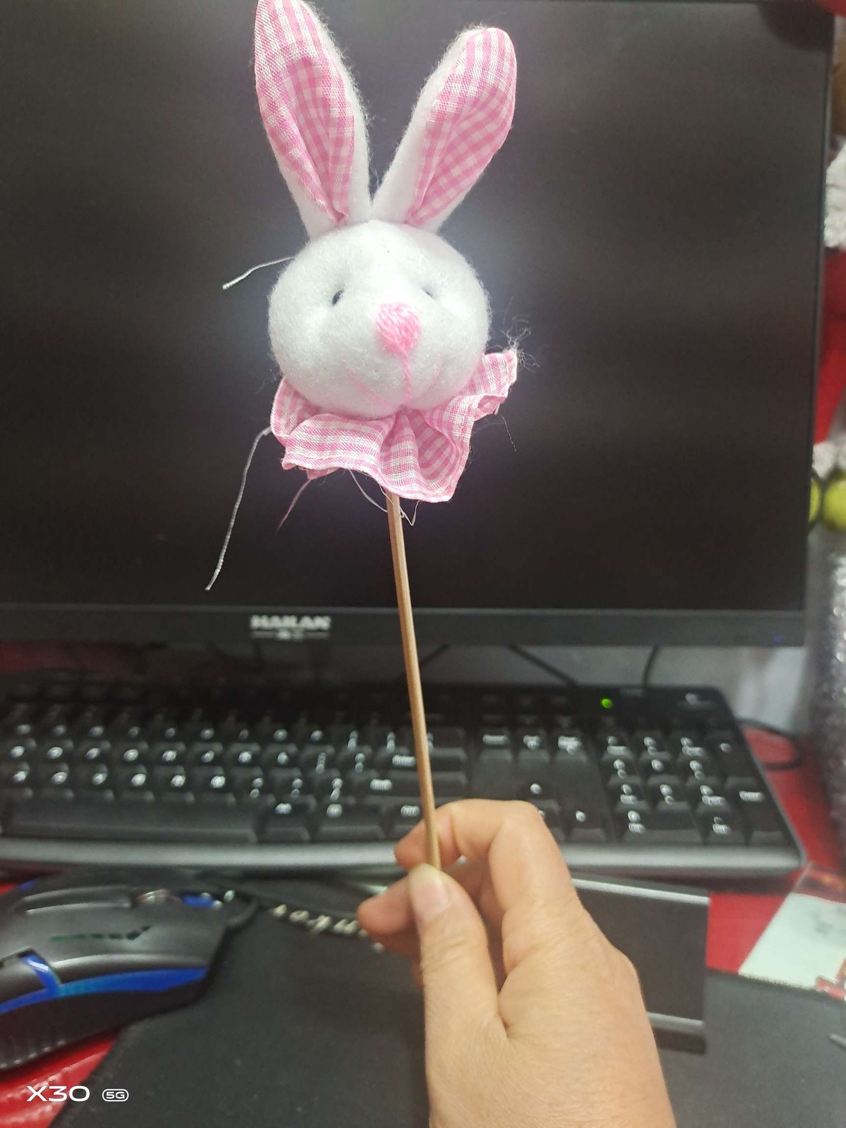 Easter Bunny head bamboo stick 2 full figure