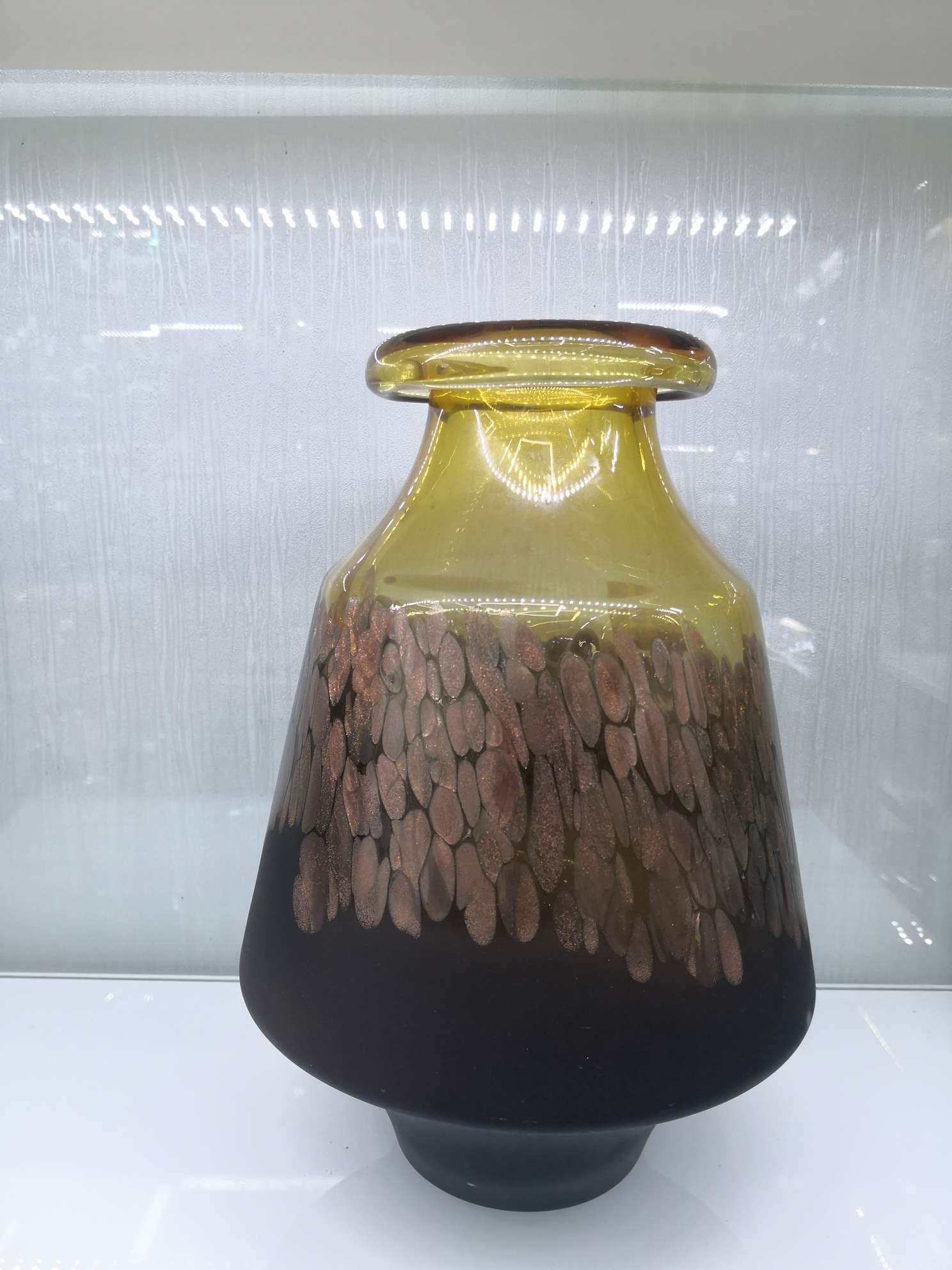 Amber And Gold Powder Flower Ware