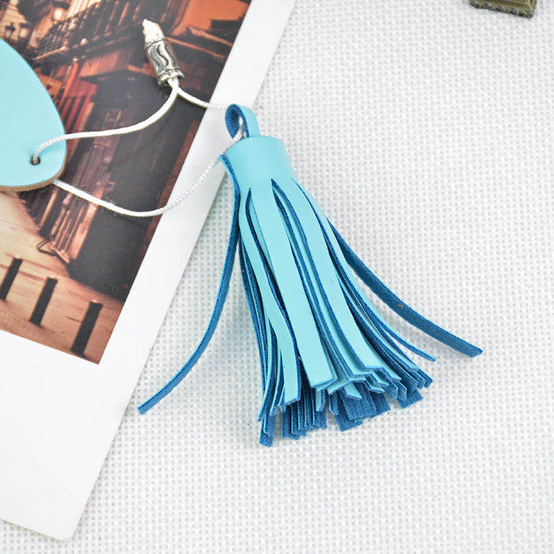 New tassel butterfly keychain, car keychain, solid color, oil-edge, personalized pendant accessory, factory direct sales Specification image