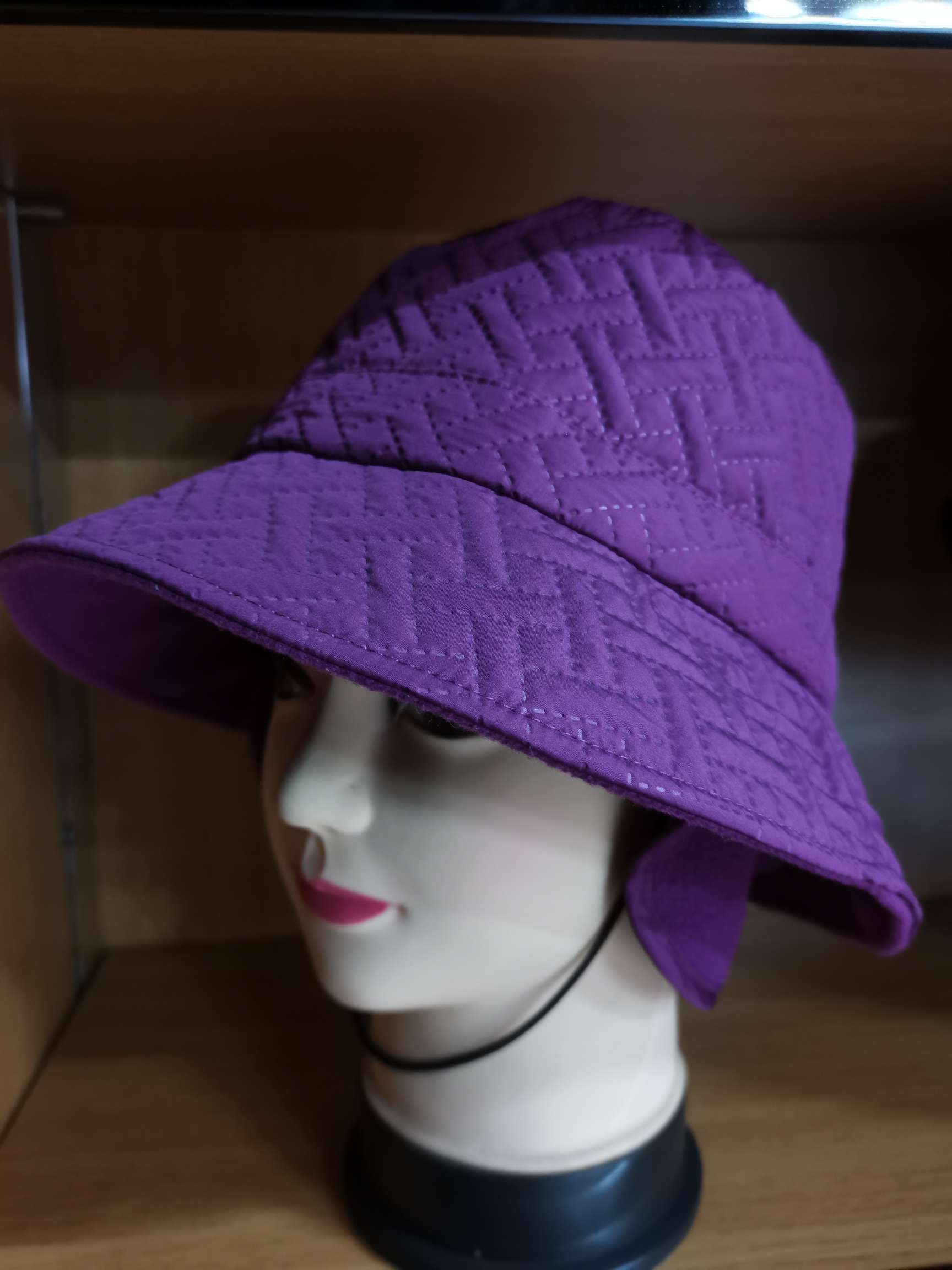 Fisherman hats, basin hats, sun hats, baseball caps, versatile winter hats for both men and women, and earmuffs Specification drawing