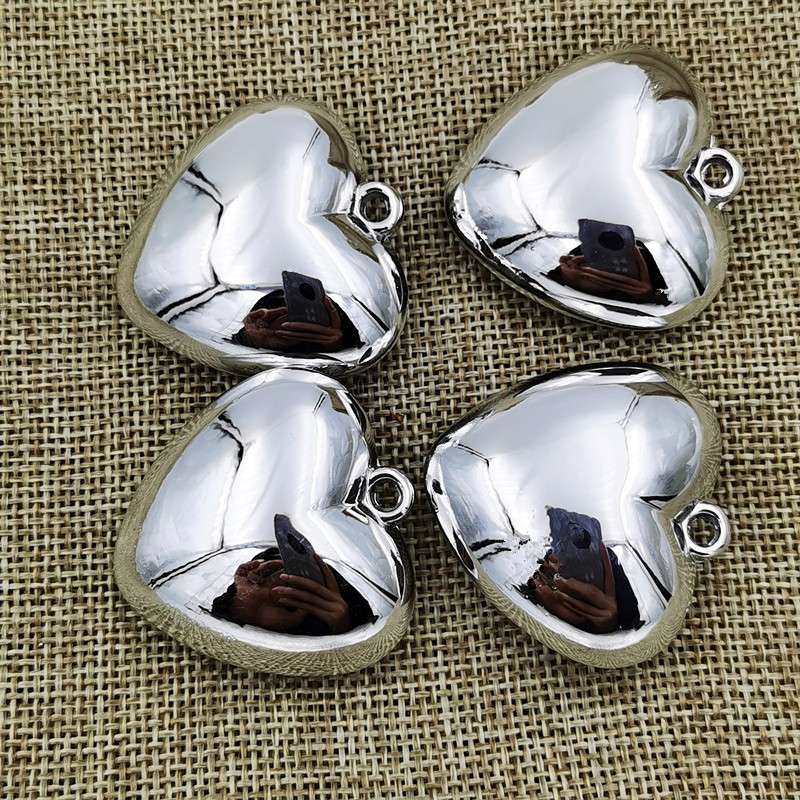 Diy solid heart-shaped acrylic jewelry, handicrafts, accessories, necklaces, keychains, heart-shaped pendants wholesale Item Picture