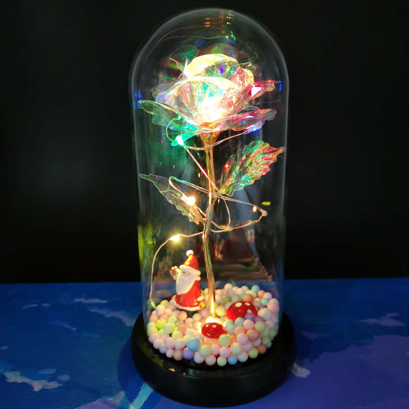 Gold foil rose glass cover ornament Application Scenario