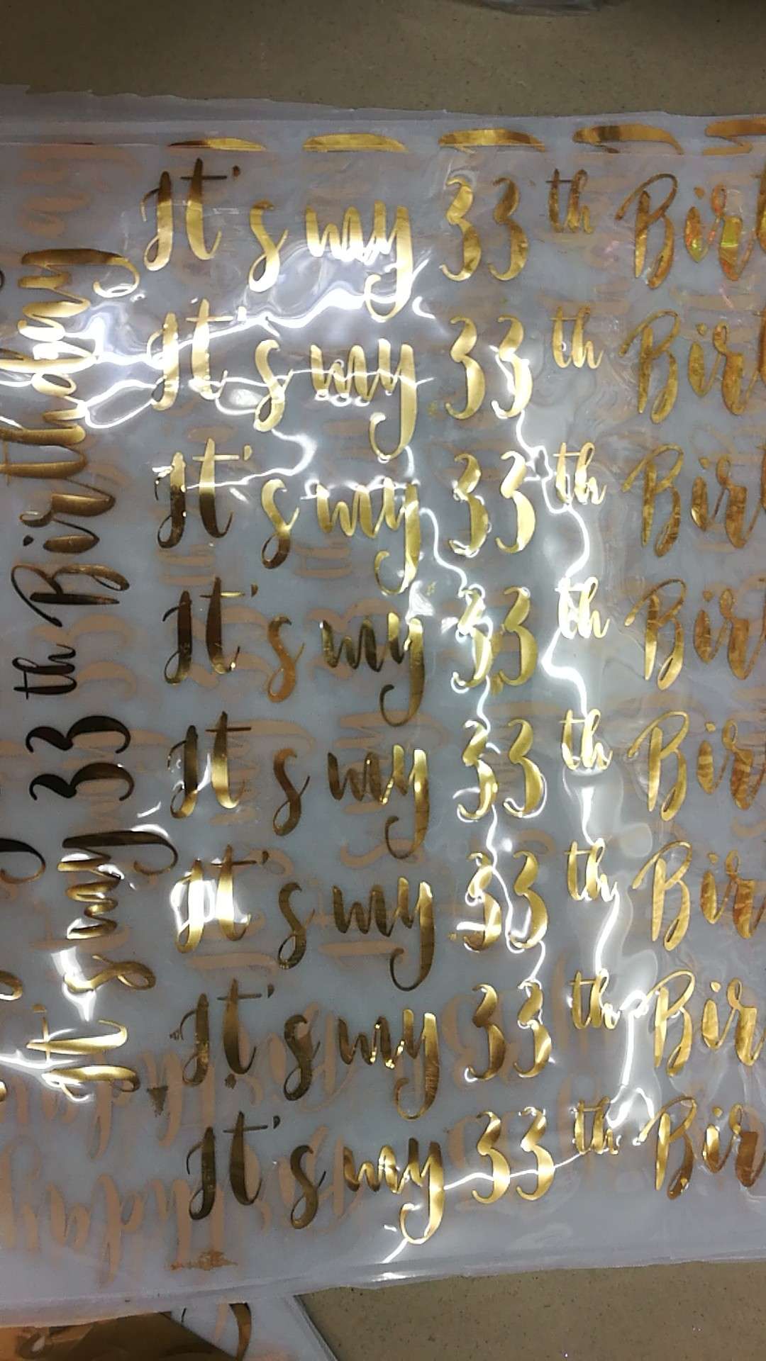 Specializing in the production of gold and silver embossed shoulder straps, etiquette straps, LOGO design, festival balls, parties, Bride parties, bachelor parties, makeup balls, and Bride Item Picture