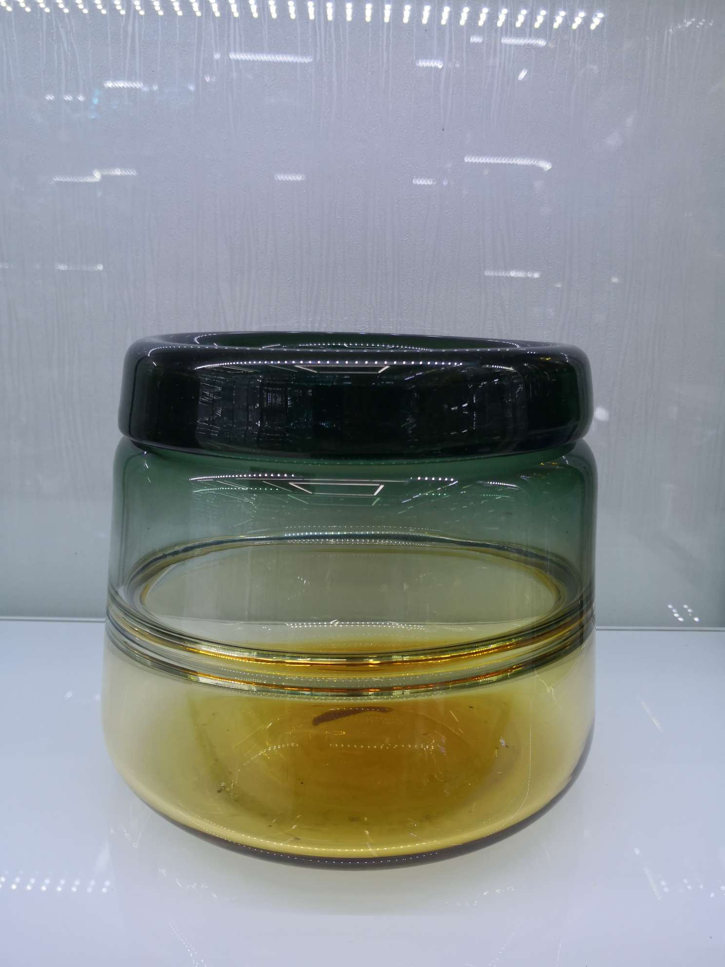 Glass Vase With Gradient Color