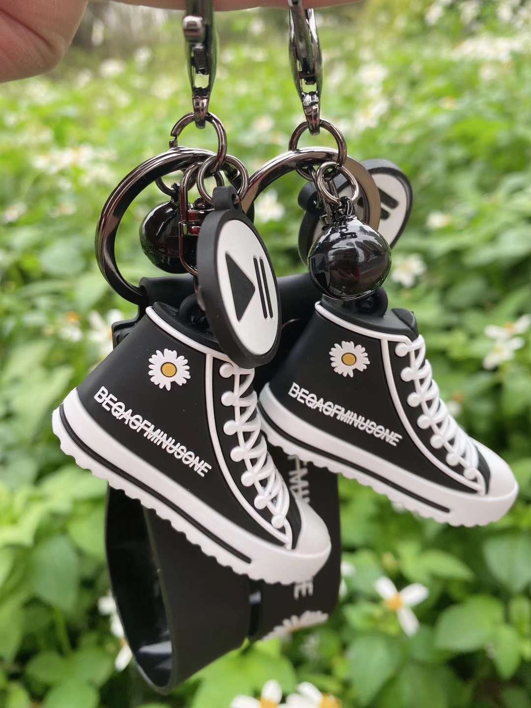 网红爆款，权志龙同款小邹菊球鞋详情图6