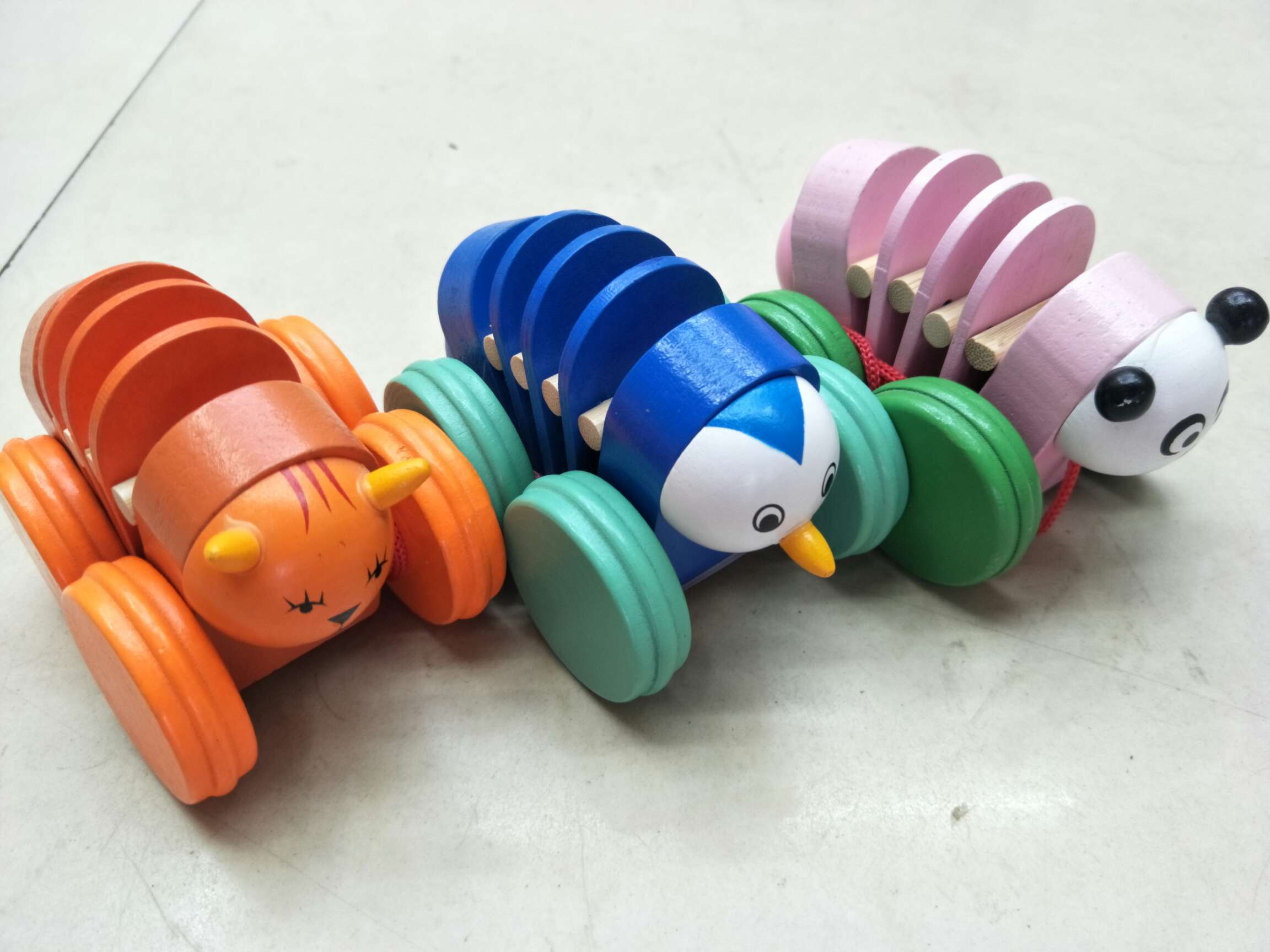 Pull caterpillar