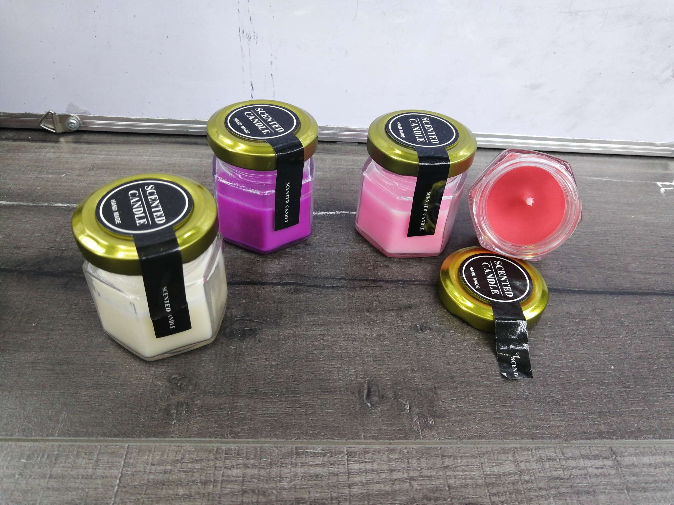 Fashion scented candle Creative bedroom scented candle practical new style