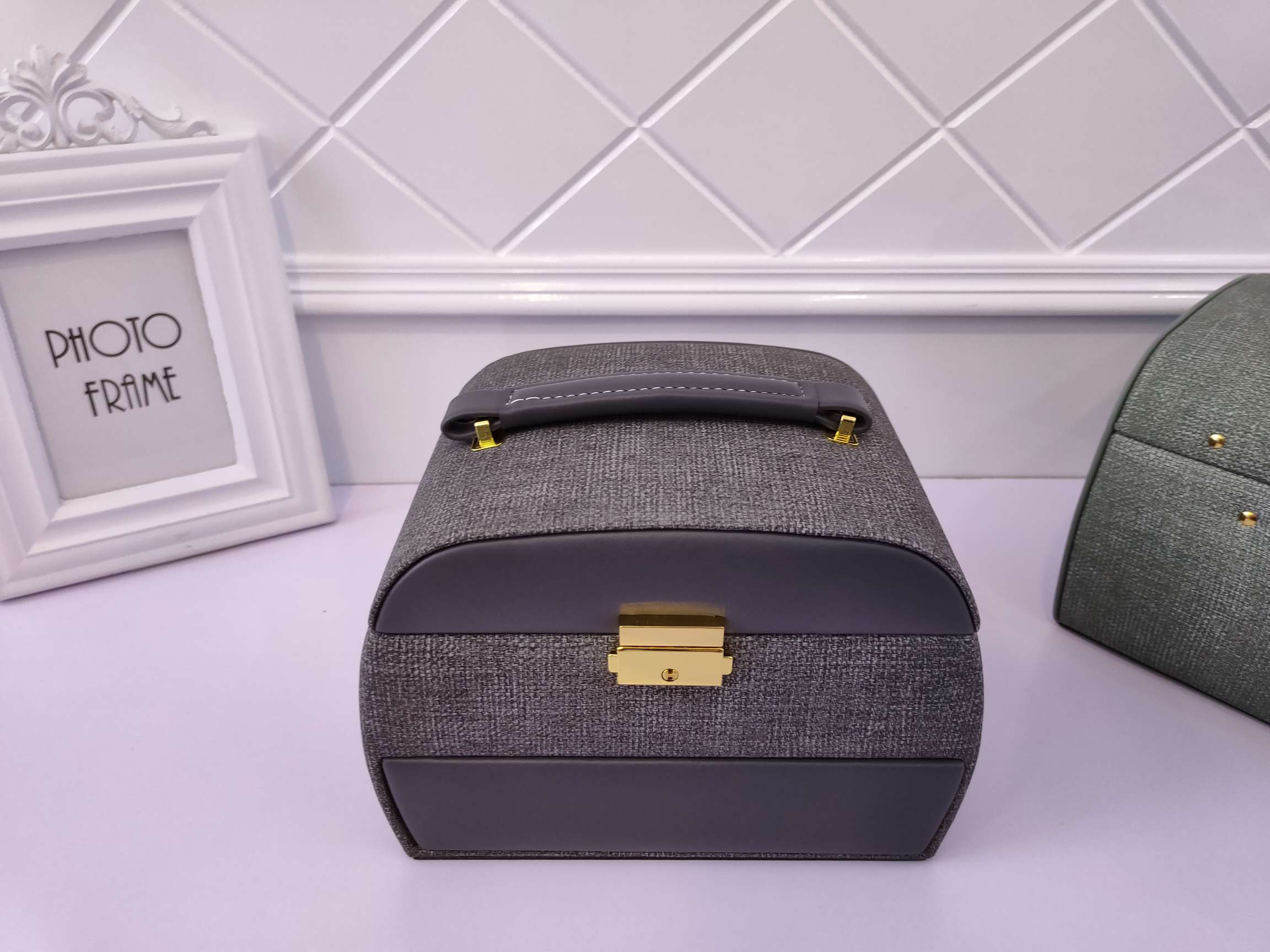 Jinqi Jewelry Box European High Leather Stud Ring Necklace Jewelry Box Accessory Display Box 2020 New Product YM058 Specification image