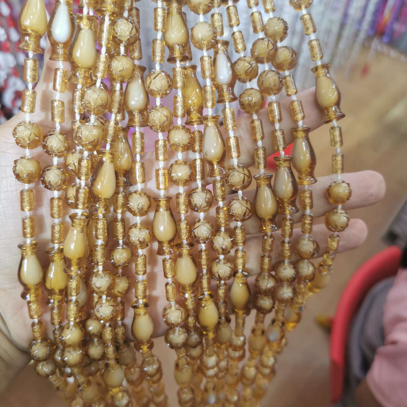 Color plastic bead curtain, door curtain, connecting bead, imitation crystal acrylic door curtain, decorative process