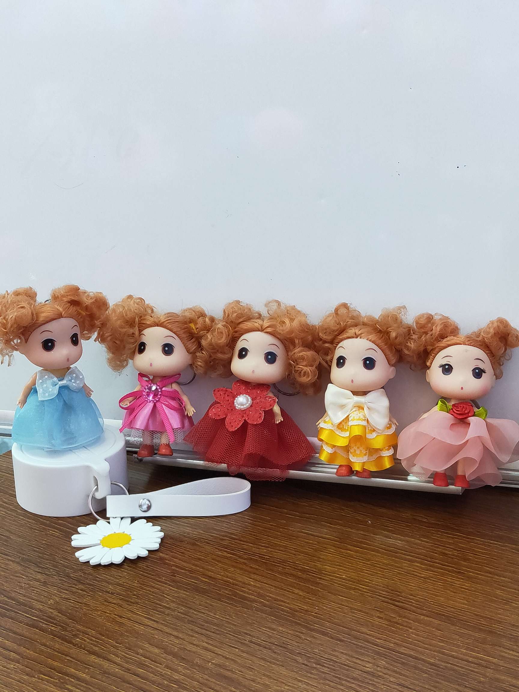 Small confused 8cm key chain random batch
