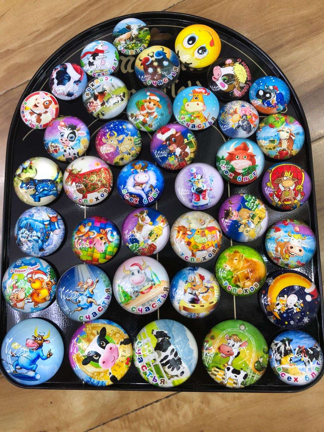 Round glass refrigerator sticker manufacturers direct sales price preferential quality assurance thumbnail