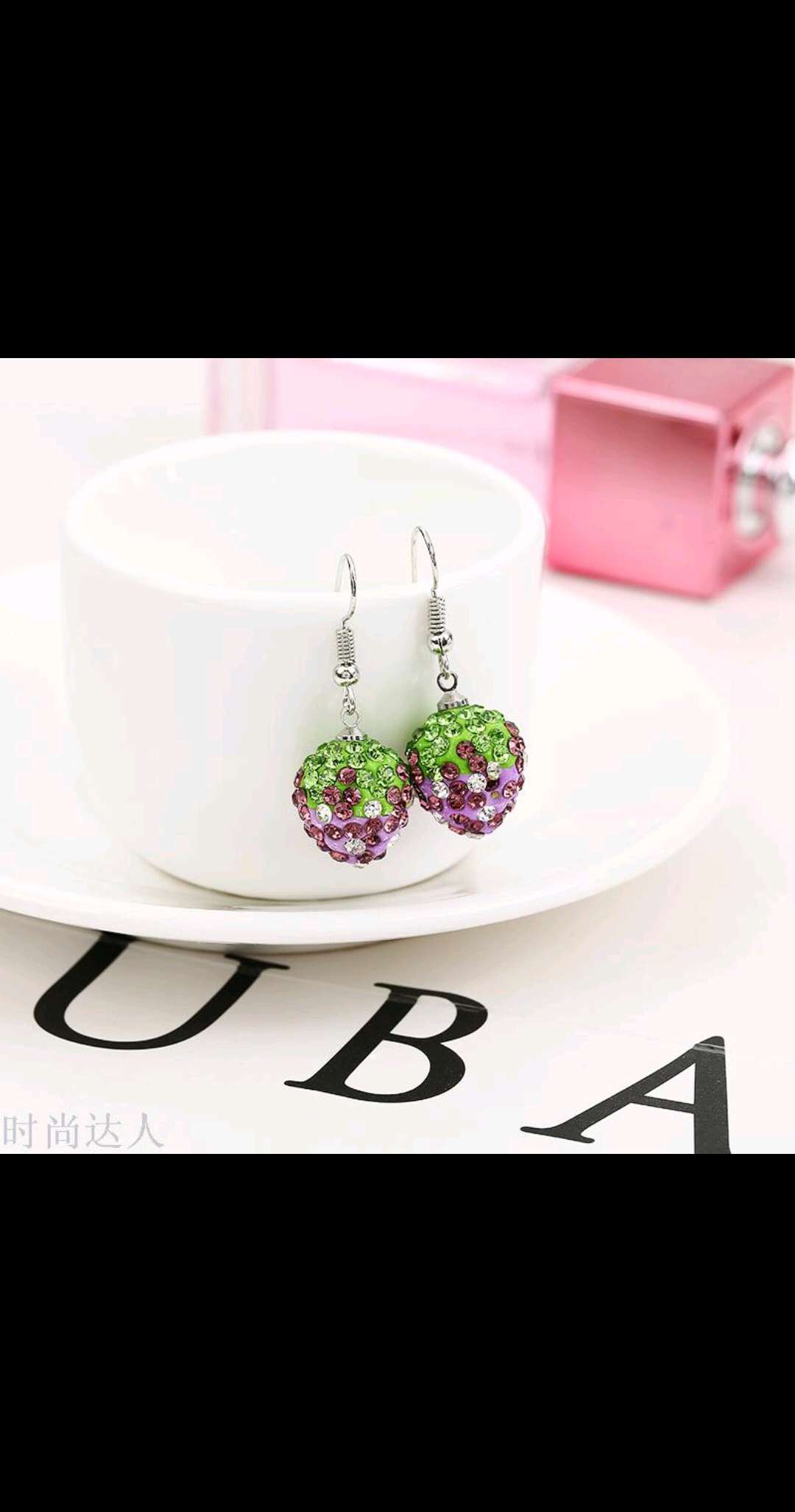 Korean version's best-selling creative stud earrings, fashionable and trendy strawberry soft clay rhinestone stud earrings details Picture
