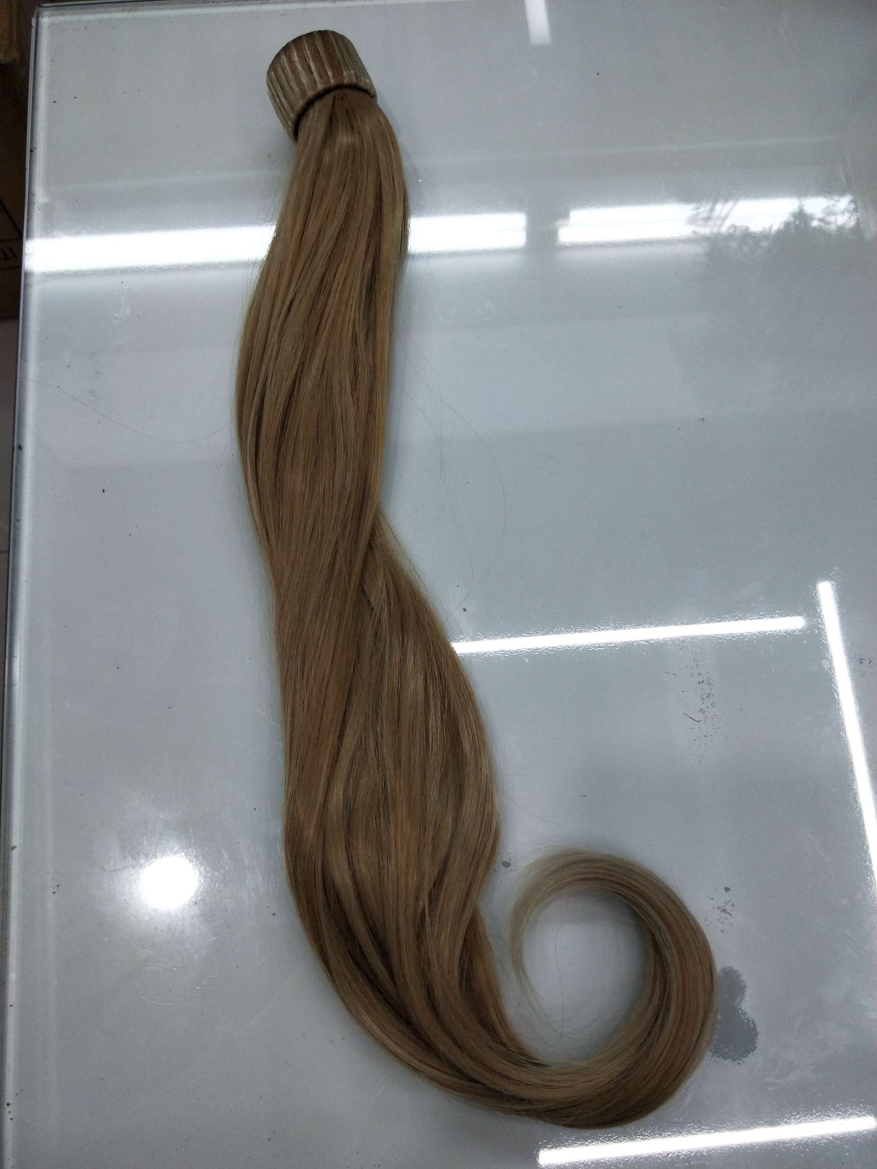 Cabello rizado de alta temperatura de seda cola de caballo peluca mujer invisible no traza natural una pieza extensiones de cabello details Picture