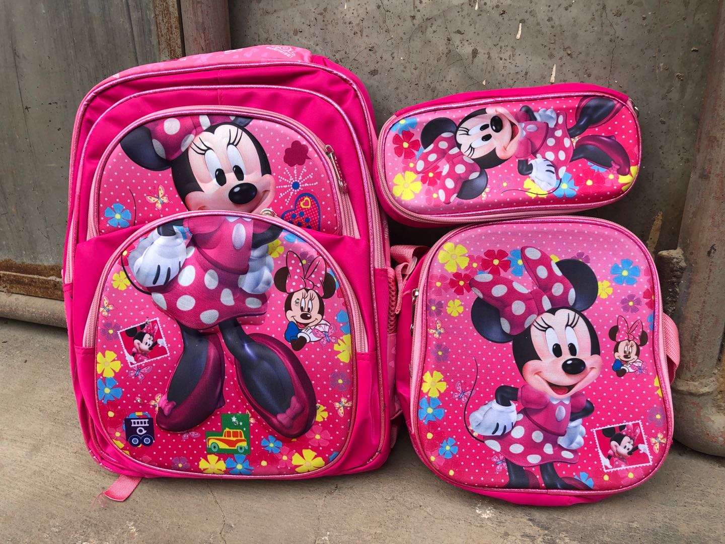 Factory direct sales of school bags, lunch bags, pen bags, three-piece sets, trolley school bags, multi-pattern and multi-color sets, trolley school bags and school bag combination sets Item Picture