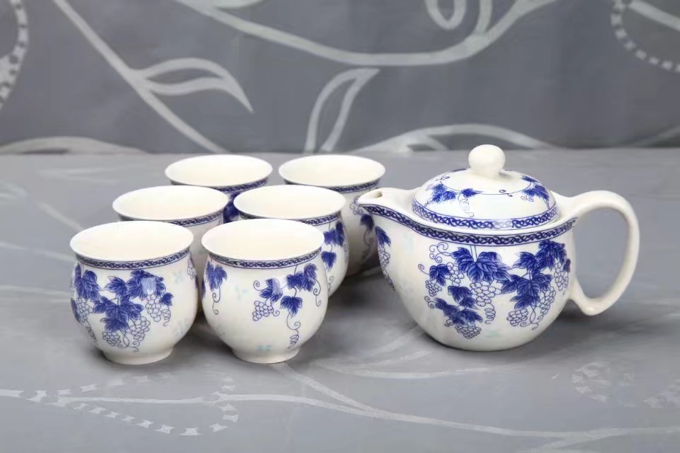 Jingdezhen ceramic double layer 7-piece tea set undefined