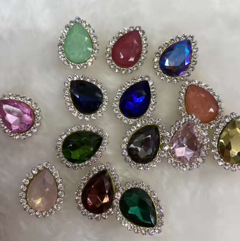 13*18 water drop buckle with diamond claw