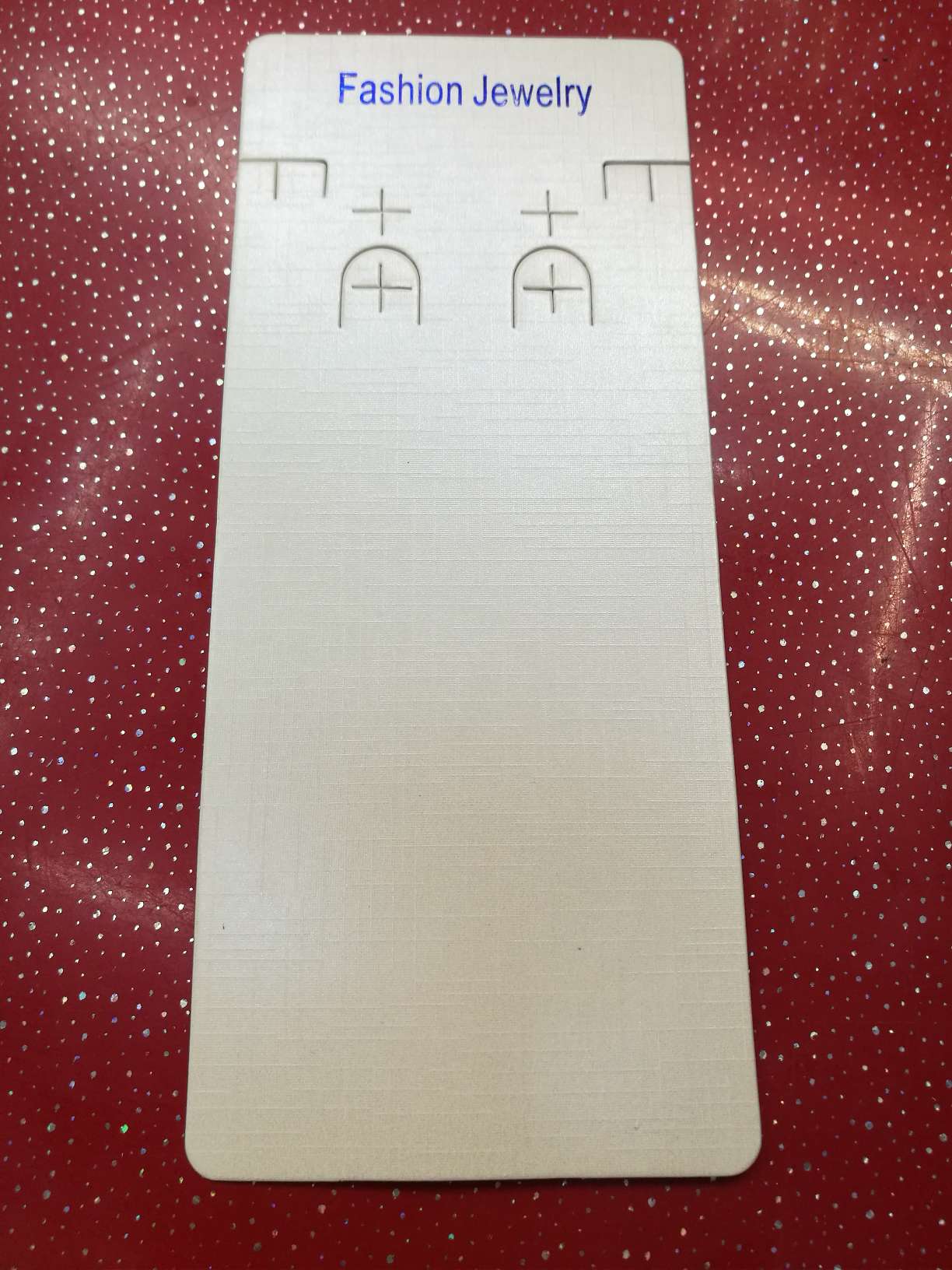The necklace card
8 * 19 cm thumbnail