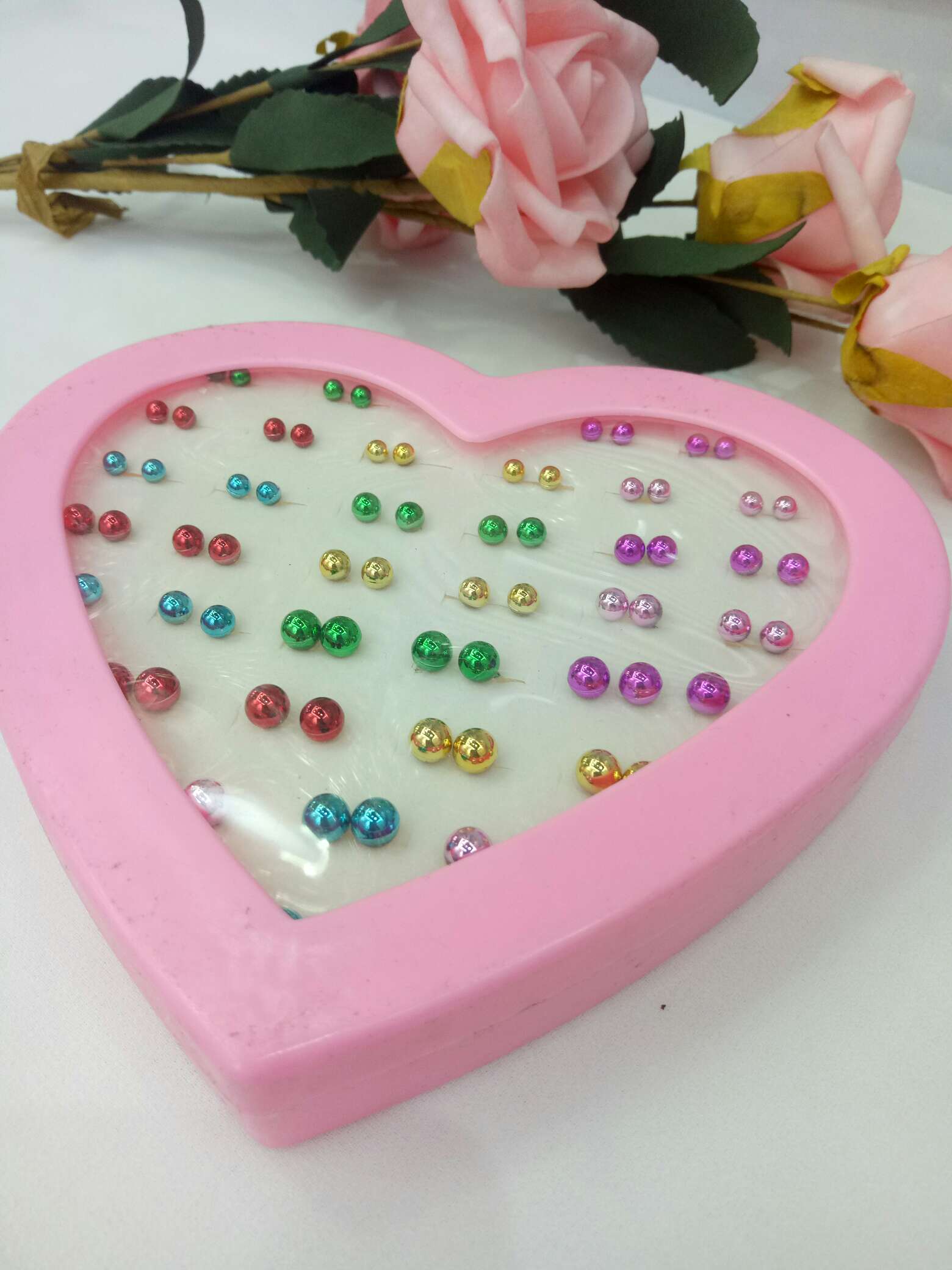 Heart Box Color Uv Fashion Exquisite Small Earrings Stall Two Yuan Shop Gift Supply details Picture