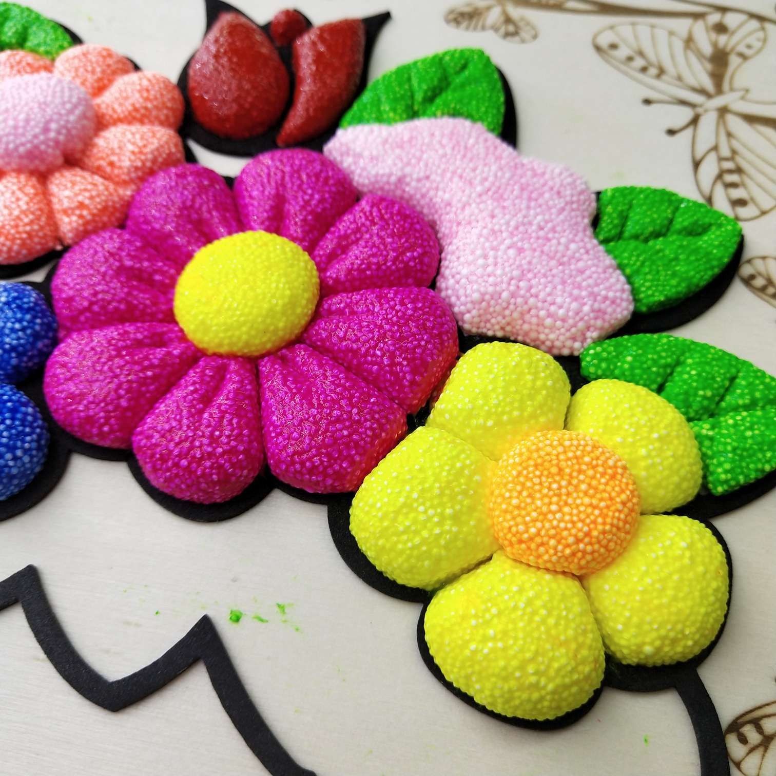 Eco-friendly magic color board snowflake clay painting children's handmade toys Item Picture