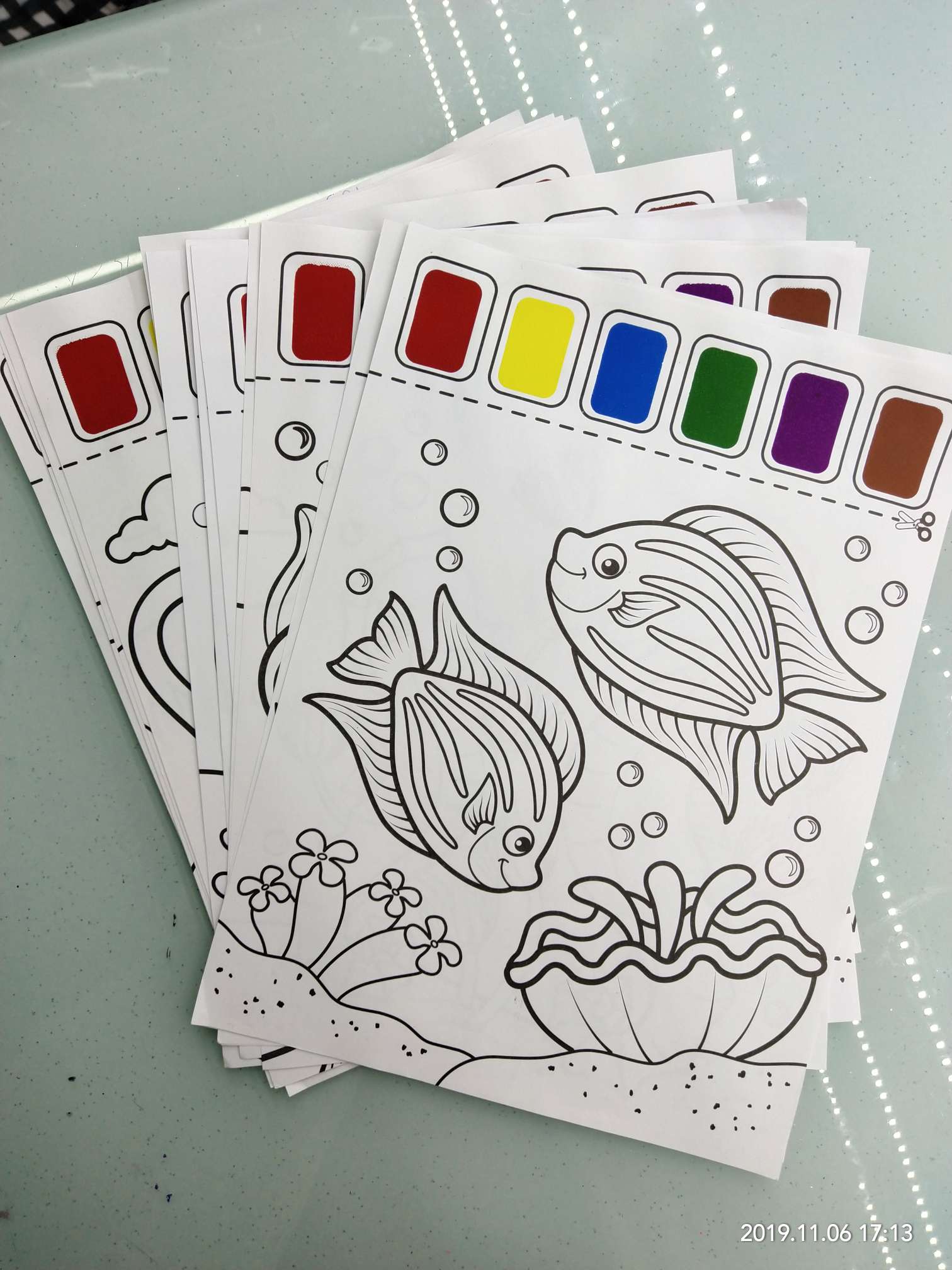 Wholesale factory direct sales of children's handcrafted toys in envelopes with self-painted watercolor paintings undefined